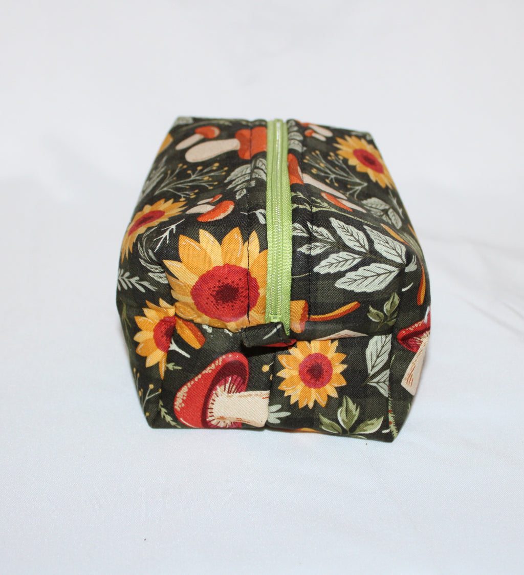Mushroom Meadow bag
